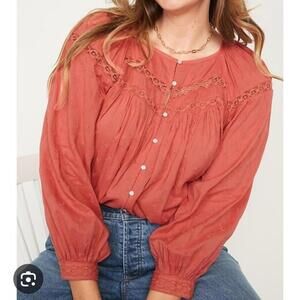 Old Navy Cotton Lightweight blouse in salmon.